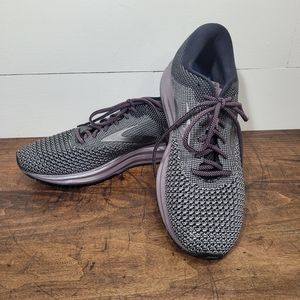 Brooks Revel 2 Plum/Black Running Shoe Athletic Shoe Women's sz 11